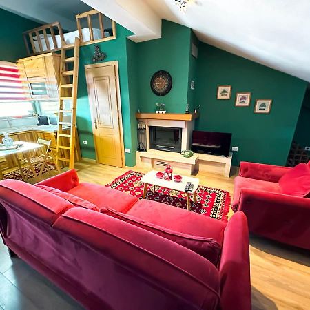 Cozy Elegance Above Korca Appartement Buitenkant foto